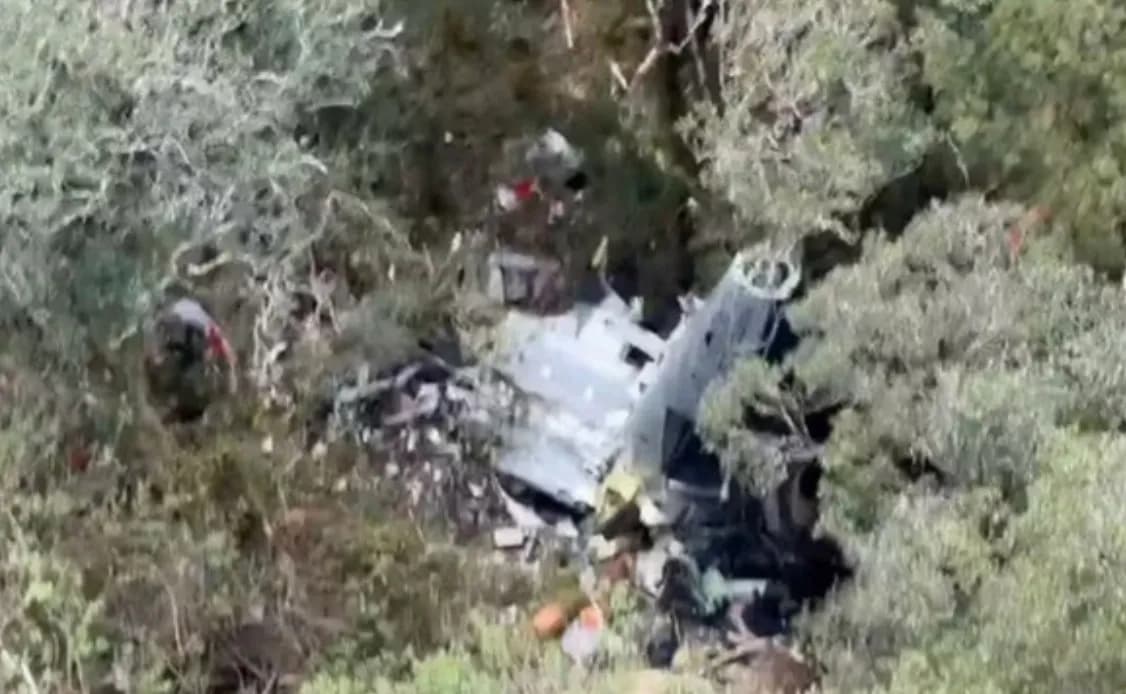 O que causa a morte de tripulantes em quedas de aviões e helicópteros?