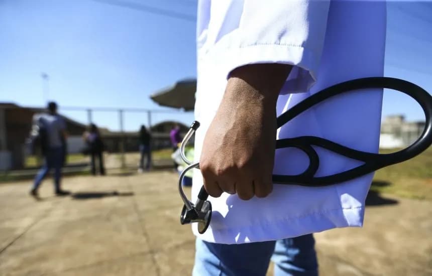 Entidades lançam movimento em defesa do Enamed como avaliação única para estudantes de Medicina
